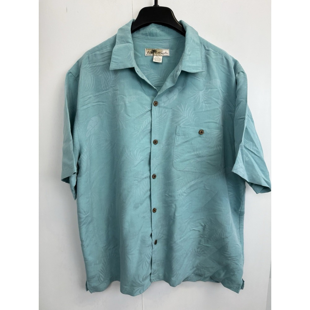 Casual Blue Button Down Shirt with Relaxed Fit